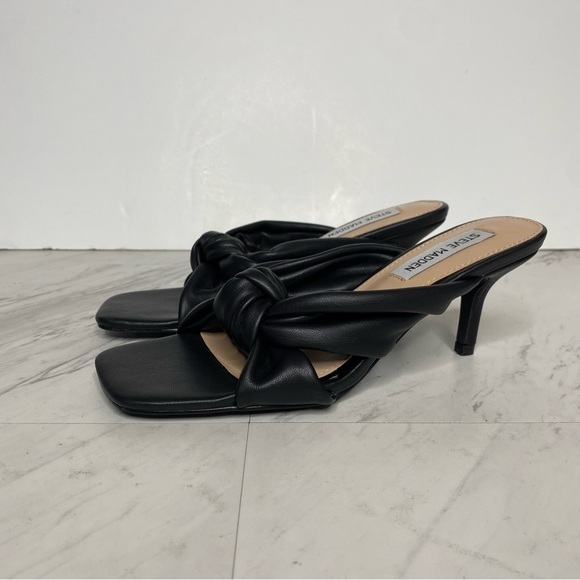 Steve Madden Athena Black Faux Leather Heeled Sandal 7M - Picture 14 of 14
